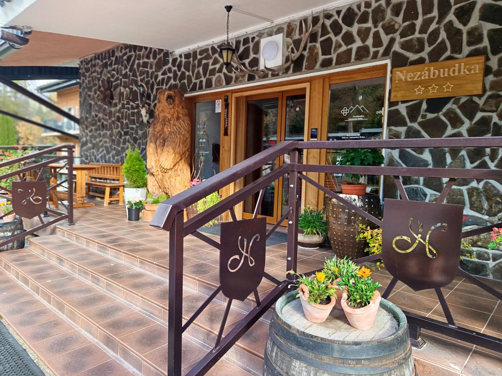Studio Srncek - Tatranska Strba - Wellness, Bazen 外观 照片
